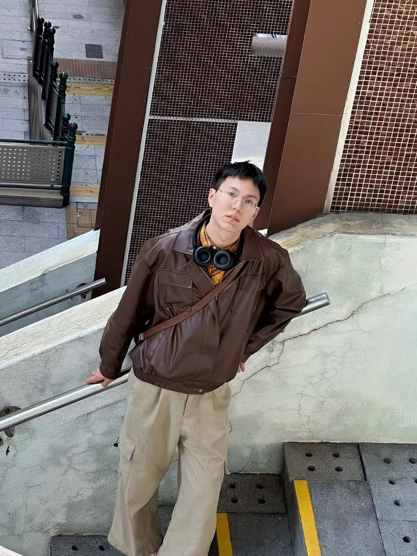 Eddy — Jay Chongqing Tour guide