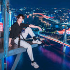 Hanging Realm Photo