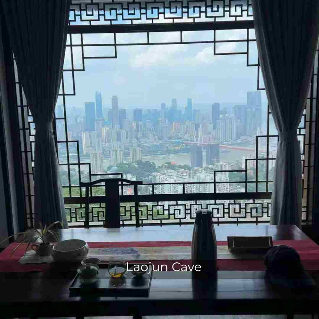 CHONGQING HISTORIC & PANORAMIC NIGHT VIEW TOUR