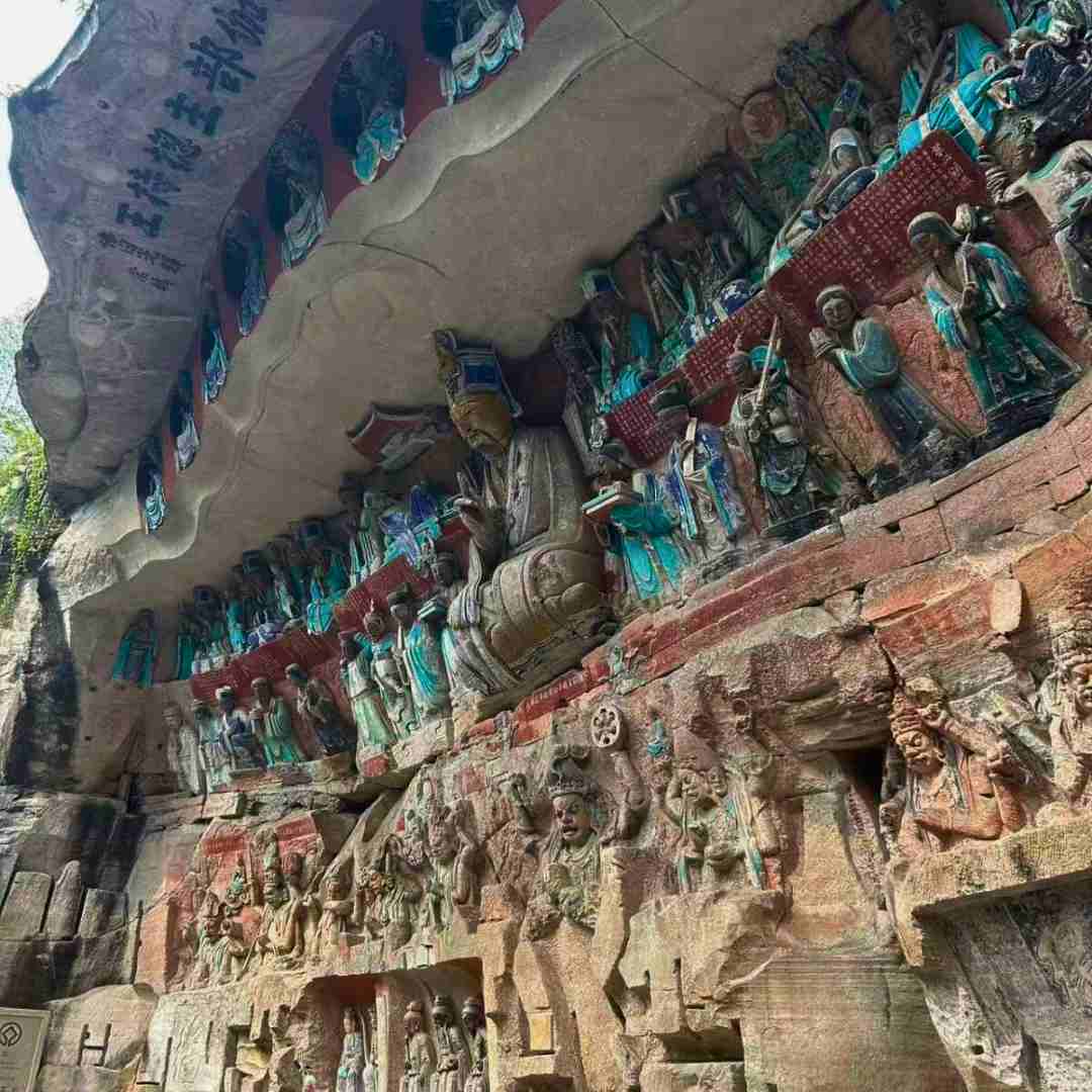 DAZU BUDDHISM ROCK CARVINGS