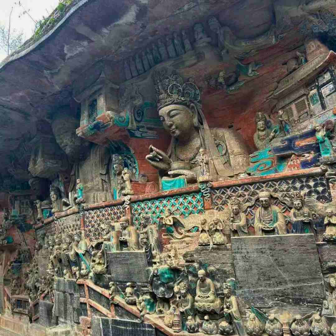 DAZU BUDDHISM ROCK CARVINGS